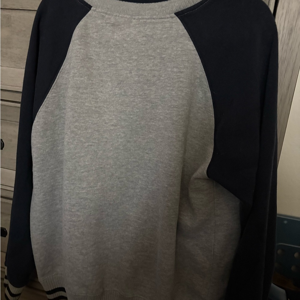Source Unknown Gray and Navy Kids Jacket - Picture 2 of 3